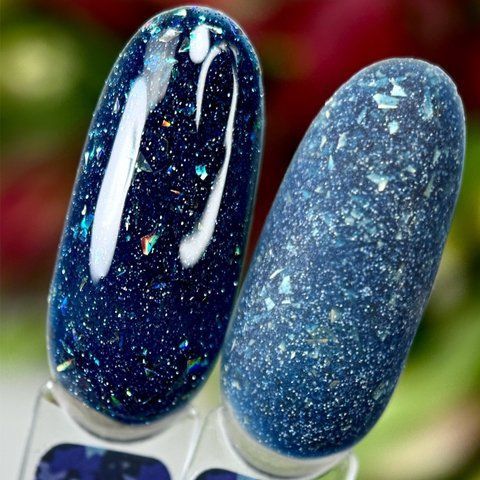 Світловідбивна база Crooz Crystal Base №11 (синя з блиском) 8мл crooz_base_crystal11_8ml фото