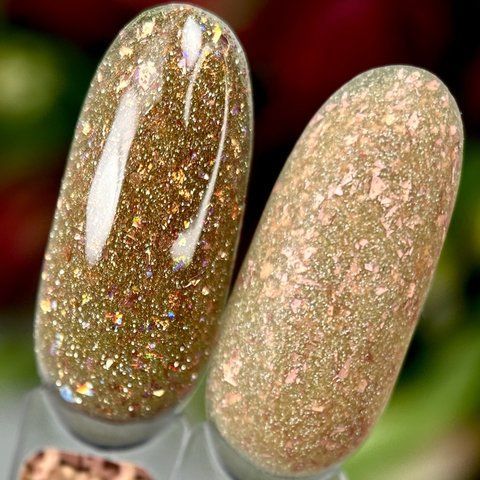 Світловідбивна база Crooz Crystal Base №12 (золота з блиском) 8мл crooz_base_crystal12_8ml фото