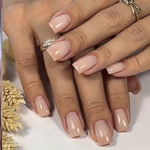 Гель для наращивания ногтей Crooz Creamy gel 04 (серо-молочный) 15мл gel_crooz_creamy_04_30ml фото