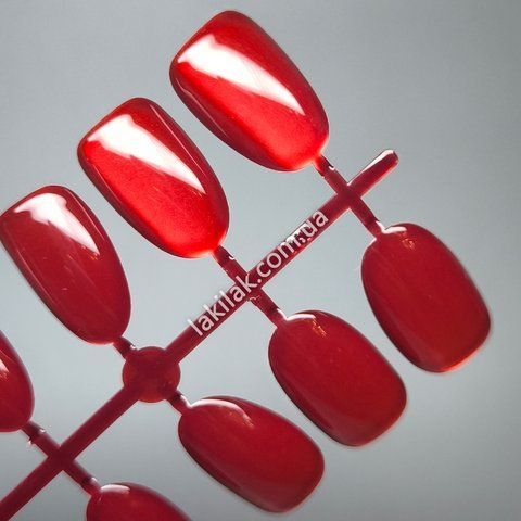 Гелеві тіпси для нарорщення №1 червоне котяче око (овал) 30шт tips_gel_redcat_oval фото